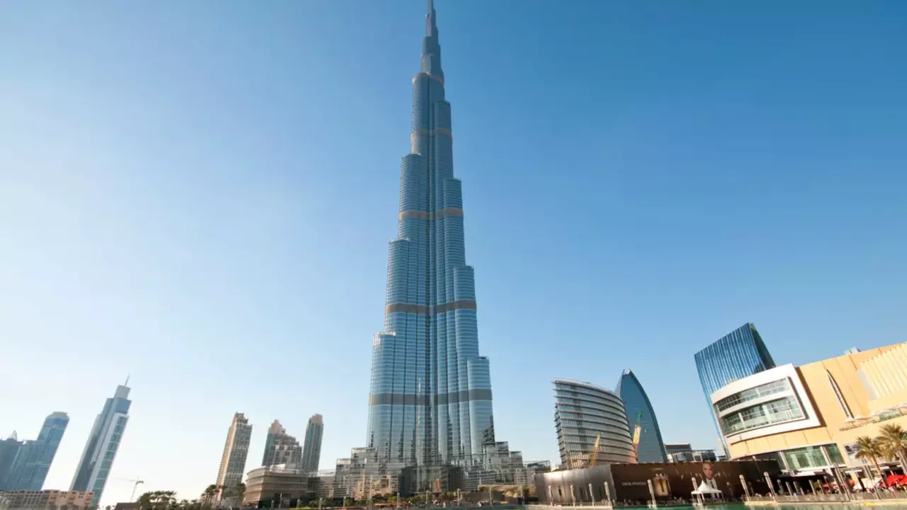 Iconic Burj Khalifa: