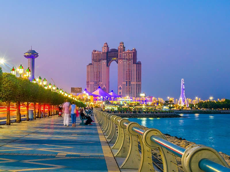 Abu Dhabi Corniche: