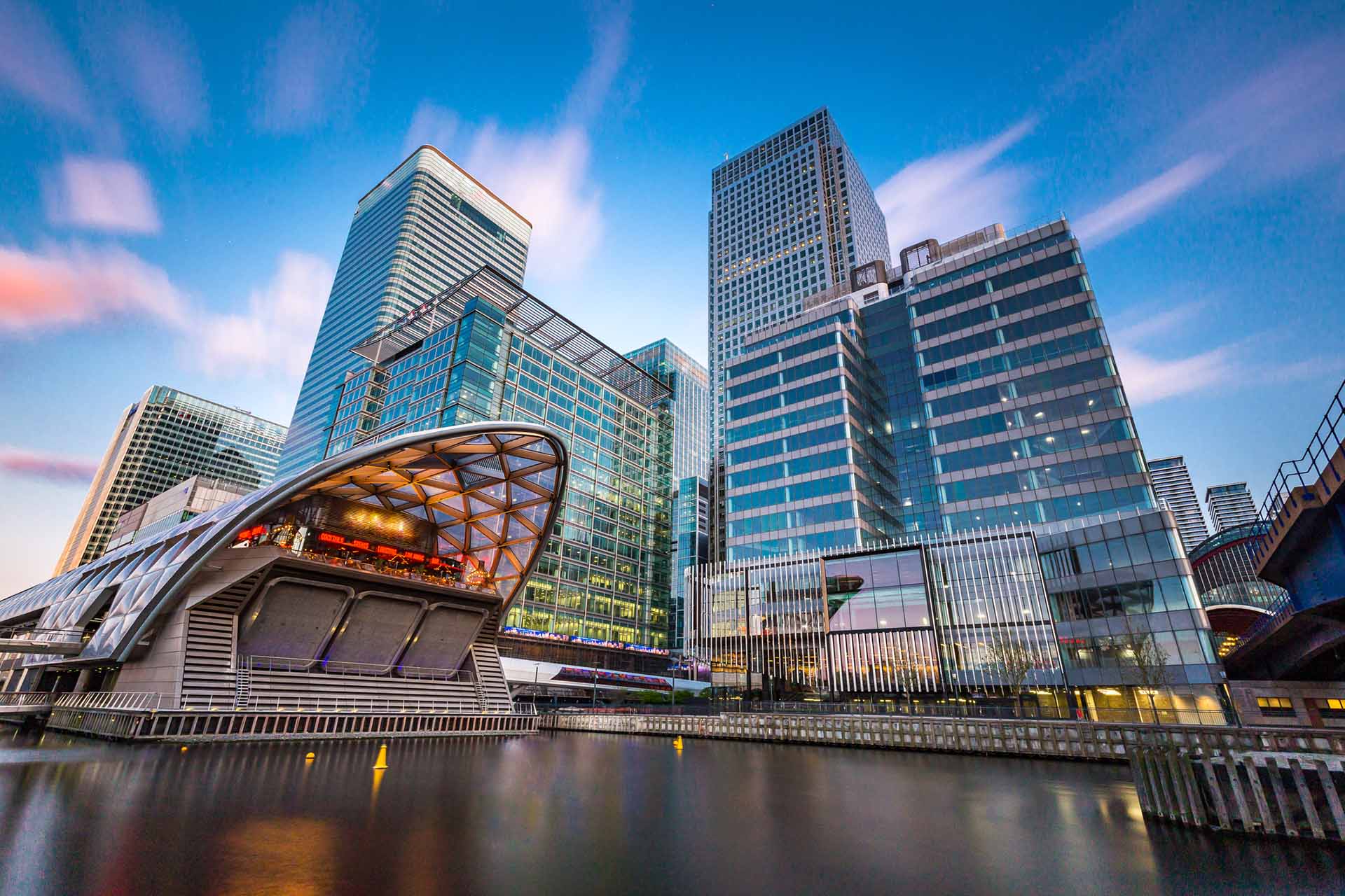 Bermondsey Station to Canary Wharf