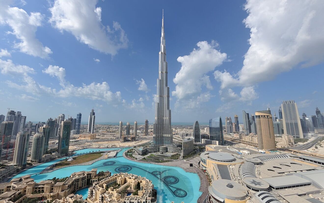 BURJ KHALIFA